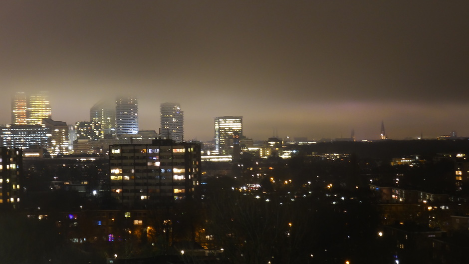 Den Haag in de mist