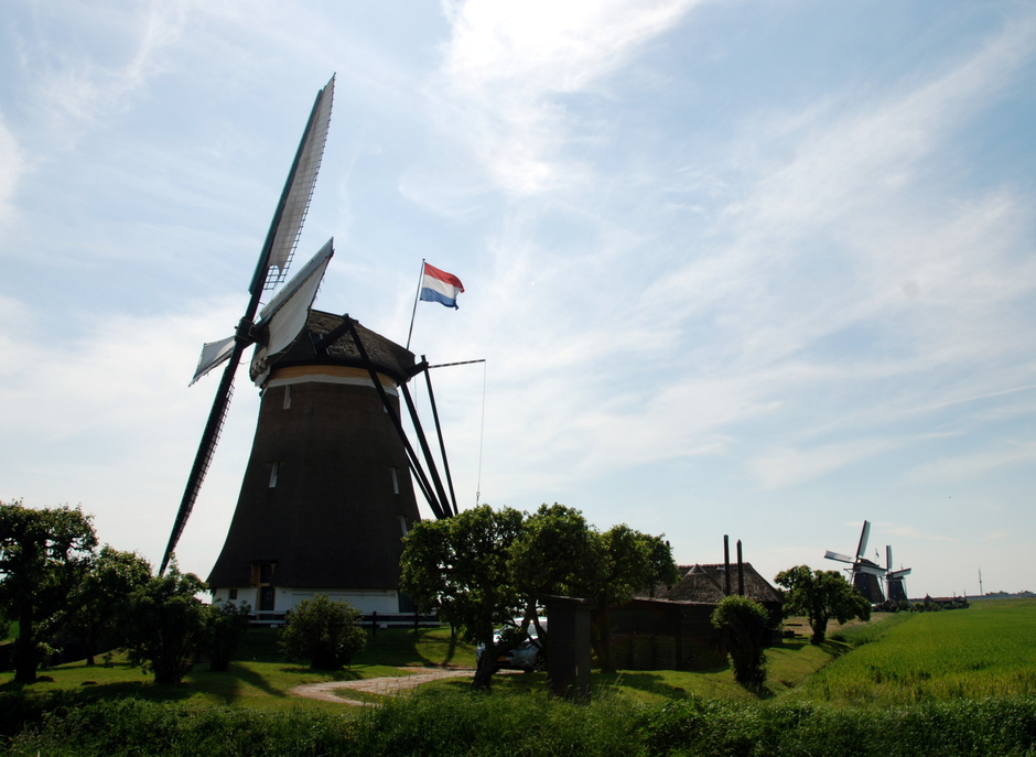 vlag in top voor de Hollandse molen