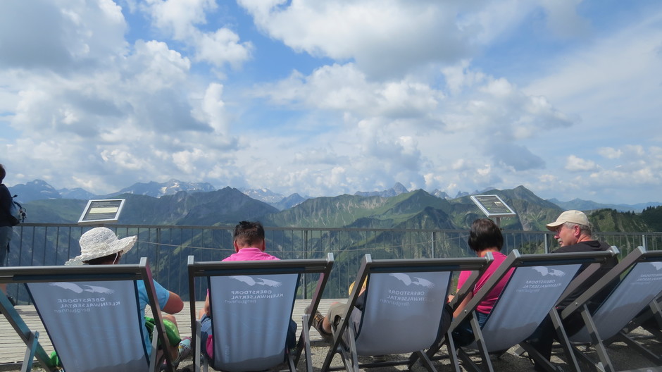 Alpen: vanmorgen nog in de ligstoel, vanmiddag kans op buien