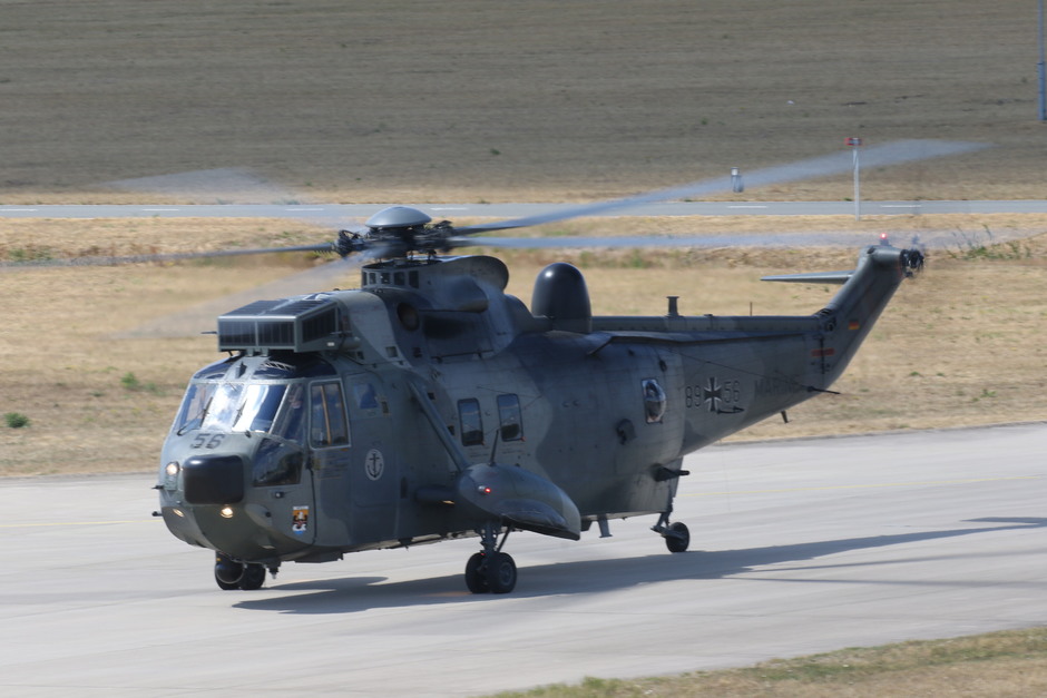 20180814 Duitse Marine helicopter op Vlb Eindhoven 