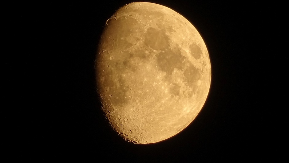 De maan vanavond (op weg naar volle maan)