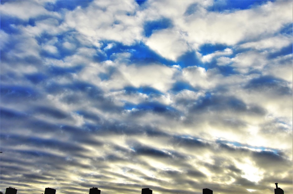 Toenemende Wolkenluchten Dinsdag 19 Feb