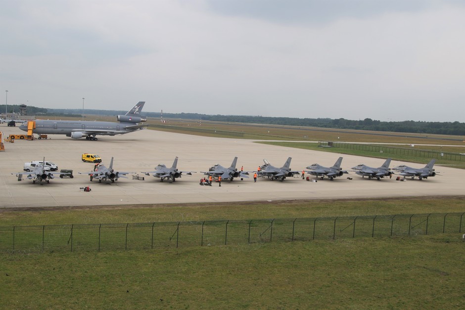 20190603 F-16s van de Koniklijke Luchtmacht staan tijdelijk gebaseerd op vlb Eindhoven, helaas was het maar een grijze dag vandaag.