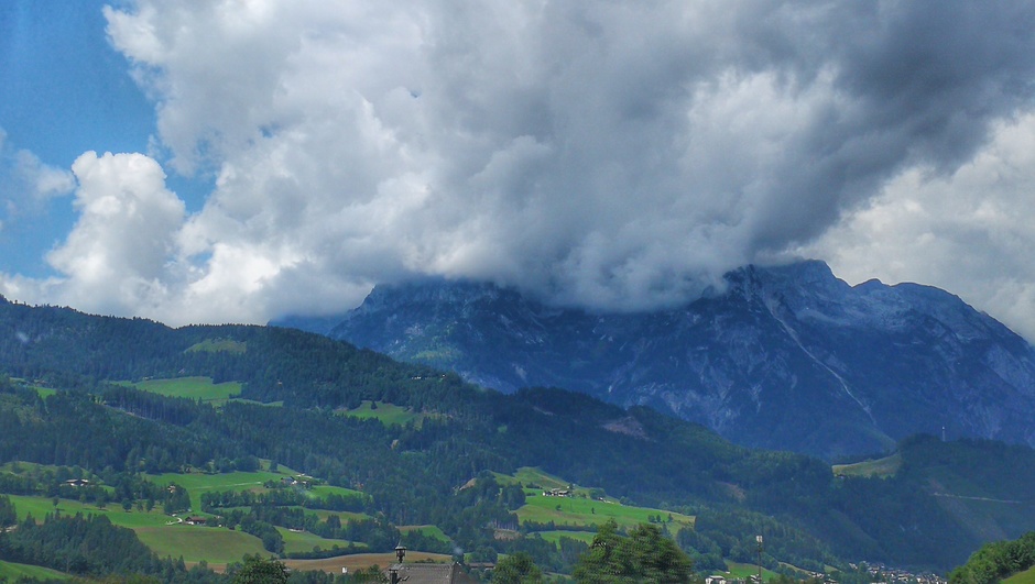 Wolken boven de Alpen in Oostenrijk
