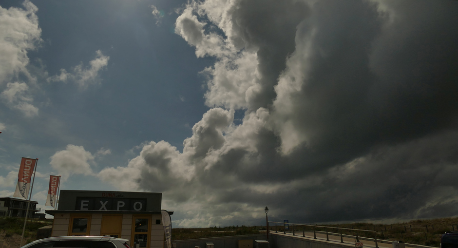Wolkenband langs de kust, Katwijk13.03.