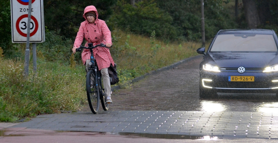 op de fiets regen buien