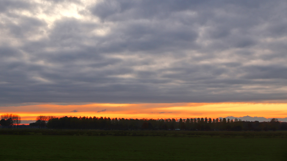Leerdam A15 polder zonsondergang