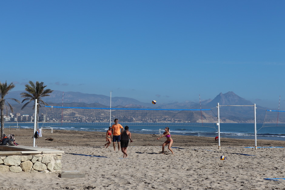 Beach volleybal op Strand