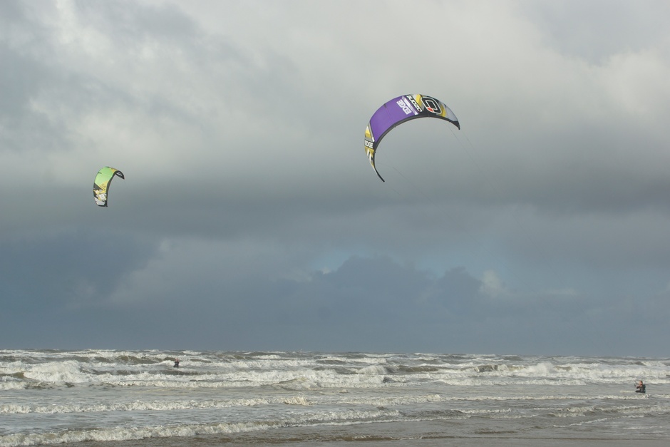 Prima wind voor de kitesurfers