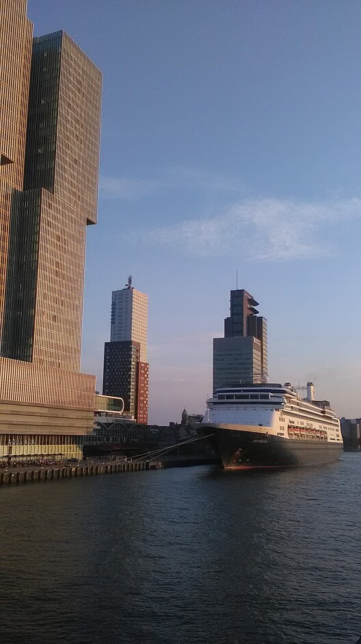 De Rotterdam vaart ook zijn laatste vaart.
