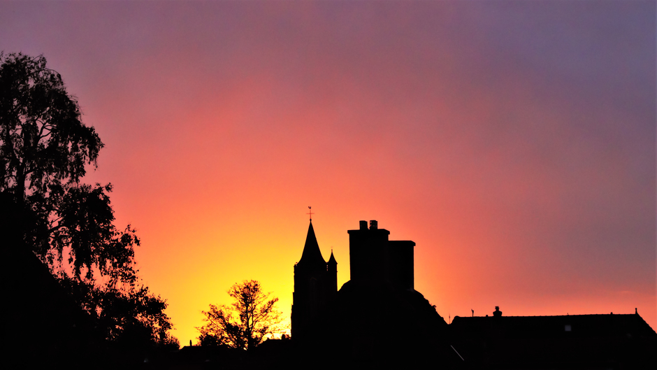 Zonsondergang bij de Grote Kerk in Gorinchem