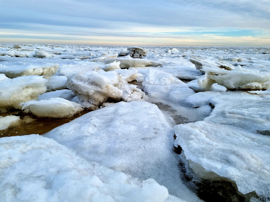 Waddenzee vol ijsschotsen 