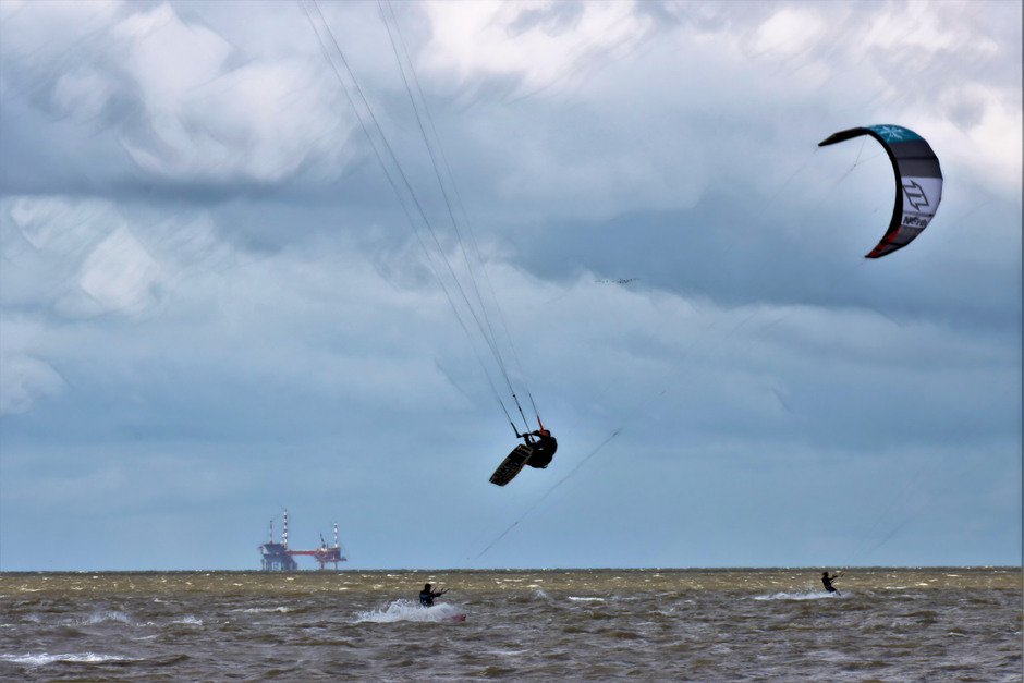 Kitesurfen op de waddenzee
