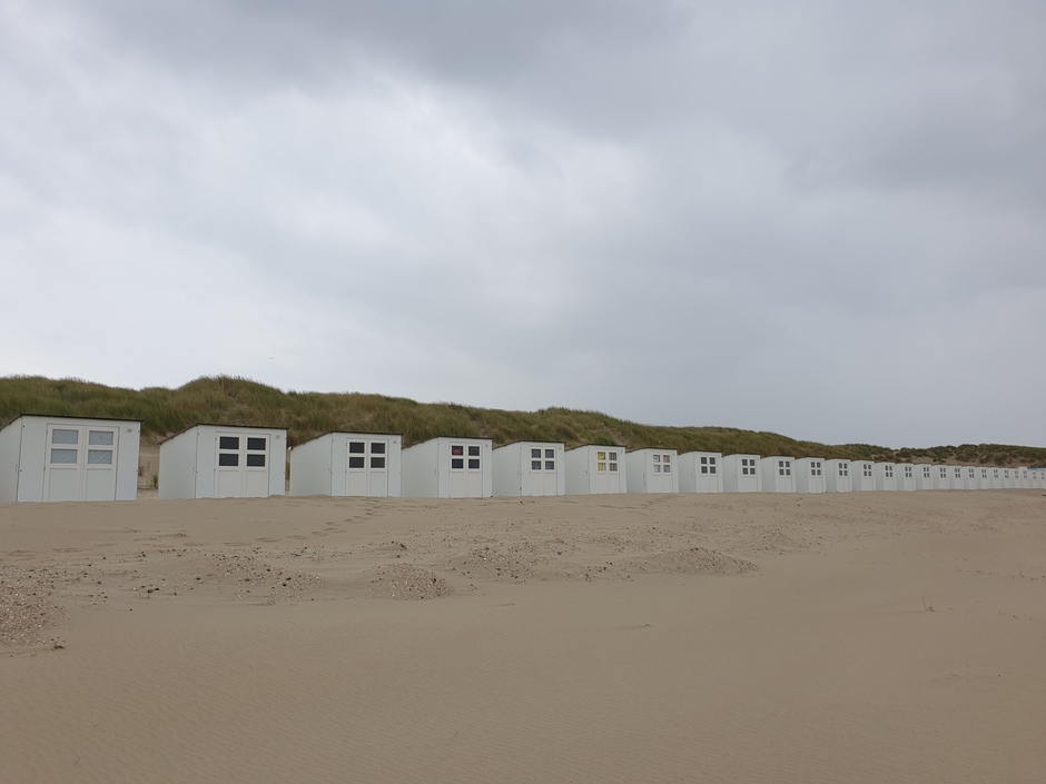 Ongebruikte strandhuisjes op Texel 