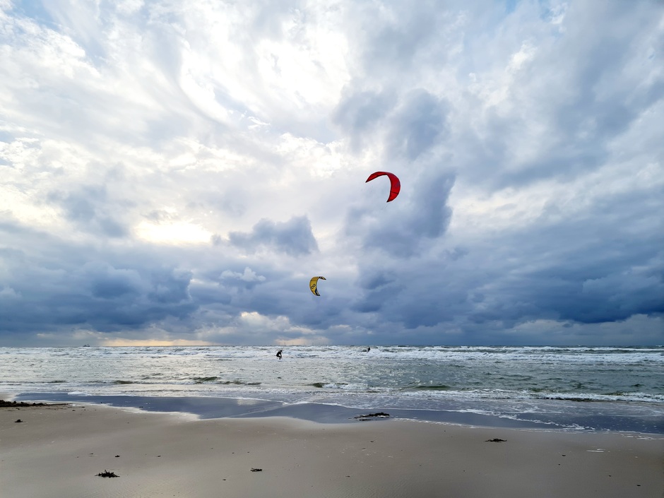 Wind wolken kitesurfen 