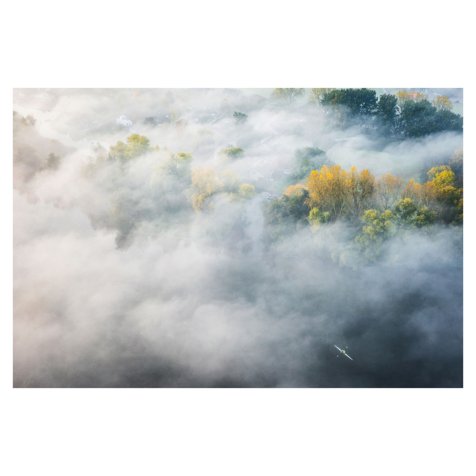 Dronebeeld van de mist vanmorgen 