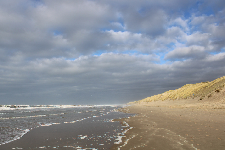 14.30 begon het weer te betrekken met nog zon op de duinen