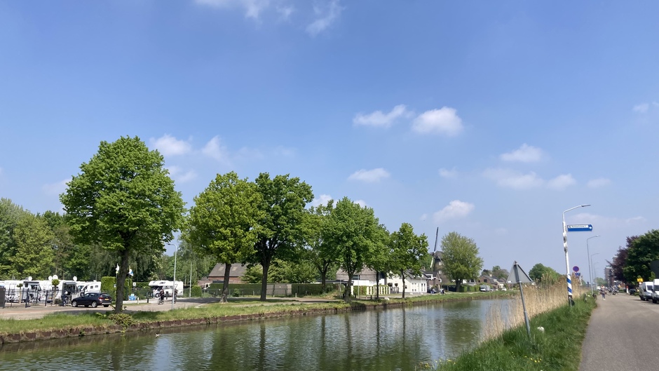 Fietsen langs de Zuid-Willemsvaart 