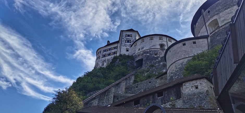 Wat sluiers bij het kasteel van Kufstein