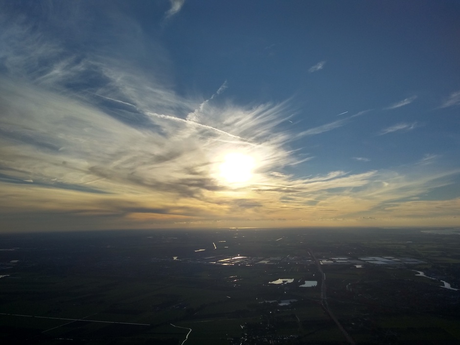 Zonsondergang vanuit luchtballon 