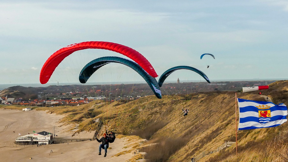 Ideale wind en thermiek voor paragliders  