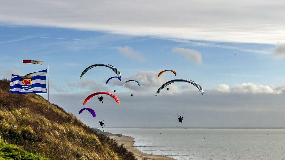Ideale wind en thermiek voor paragliders 