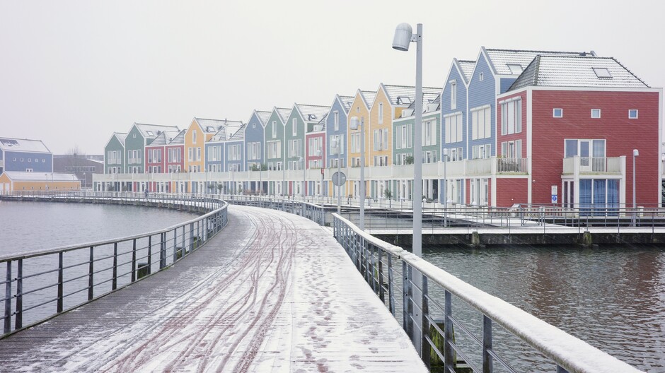 Winters beeld met sneeuw in Midden-Nederland 