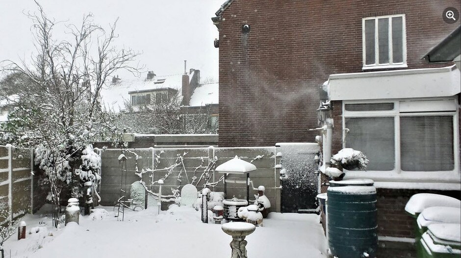 ARCHIEF SNEEUWFOTO'S UIT 2021 ! Op 7 februari lag er sneeuw in Breda.