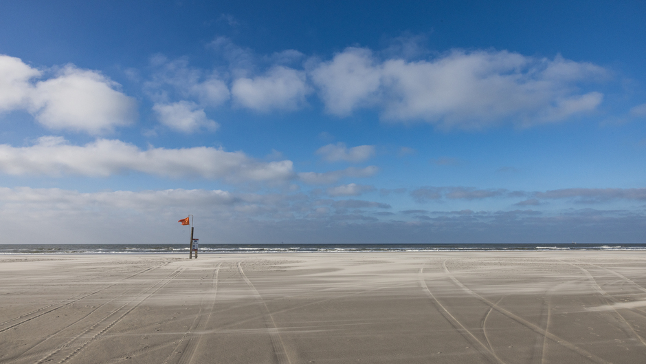 Strand bij de Vliehors op Vlieland vanmiddag.