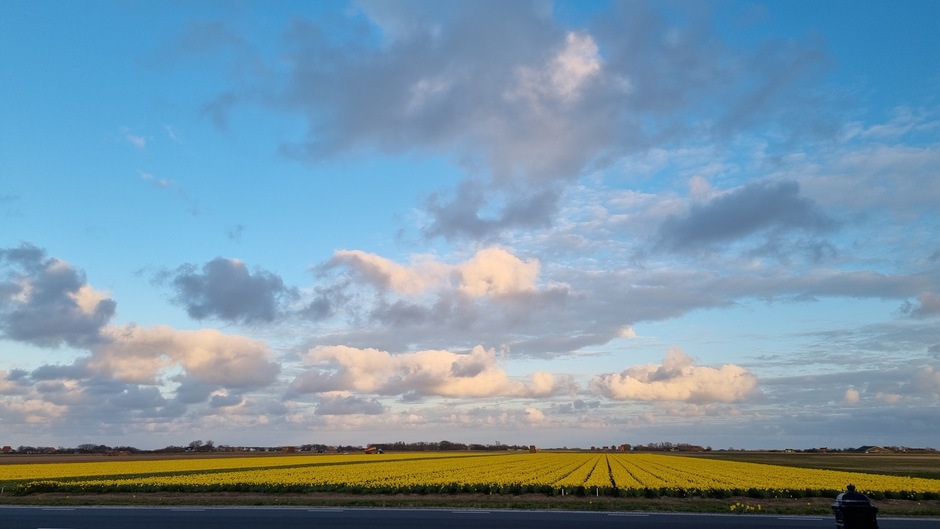 Mooie wolkenluchten boven Texel