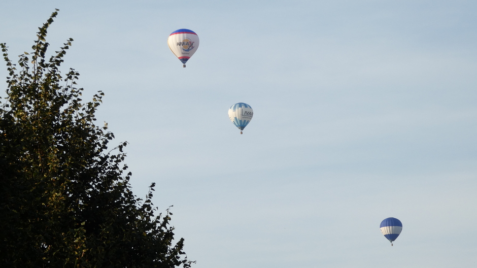 Heerlijk weer voor de luchtballonnen.