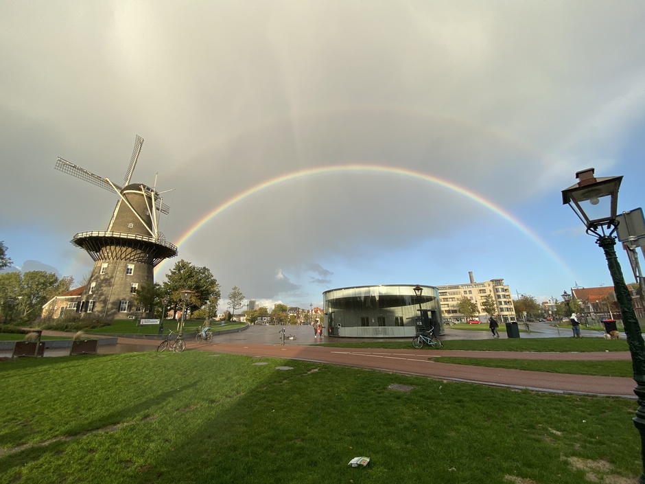 Dubbele regenboog in Leiden