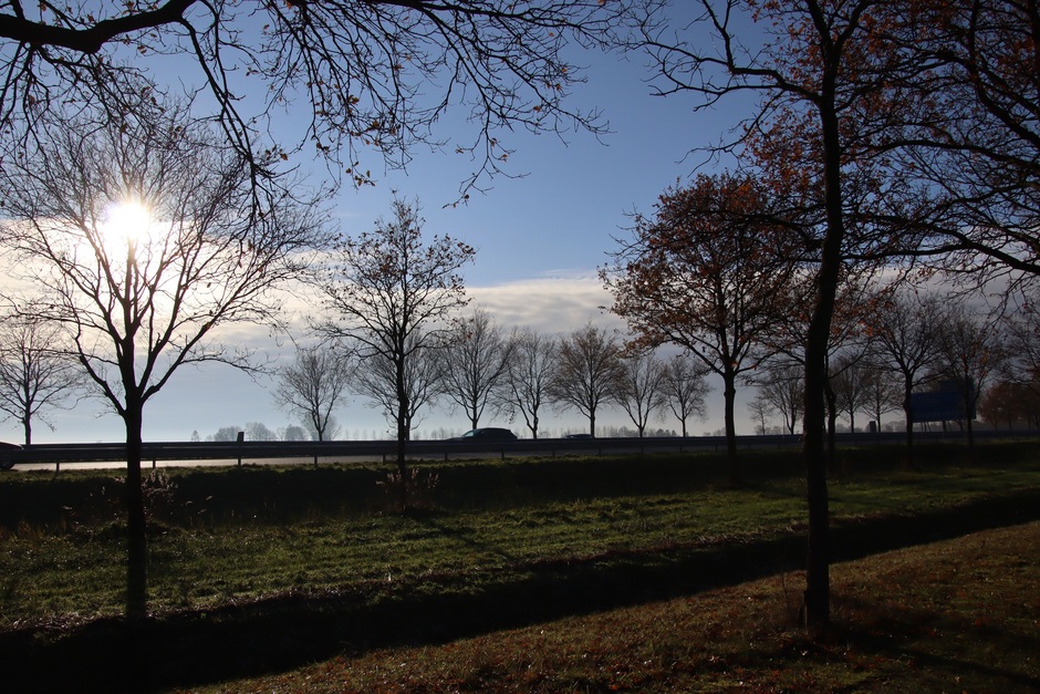 Zon en wolken in Sappemeer
