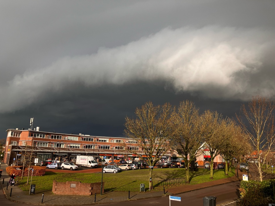 Arcus wolk boven Ameide
