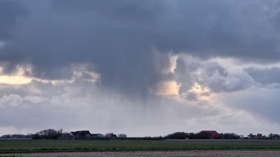 Buienlucht boven Texel vanmorgen 
