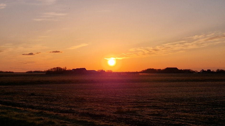 Kleurrijke zonsopkomst op Texel 